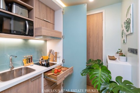 Condo on Surin Beach, Thailand, 1 bedroom № 179834 - photo 6