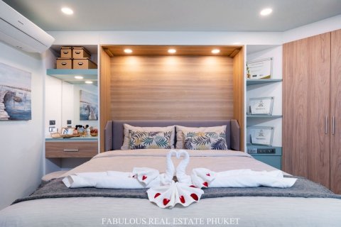Condo on Surin Beach, Thailand, 1 bedroom № 179834 - photo 14
