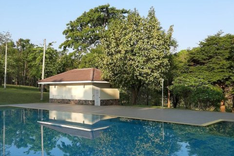 Villa in Chiang Rai, Thailand 6 bedrooms № 156426 - photo 12