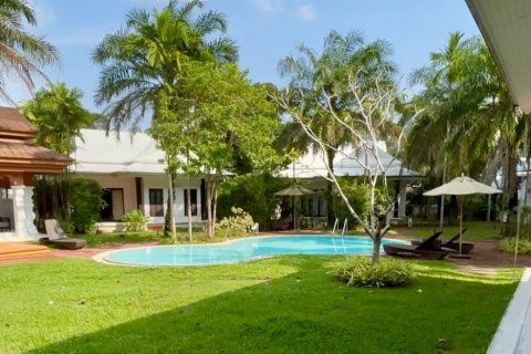 Studio in the Condo in Kathu, Thailand  № 156427 - photo 13