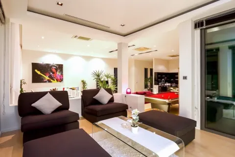 Villa in Kathu, Thailand 6 bedrooms № 156428 - photo 19