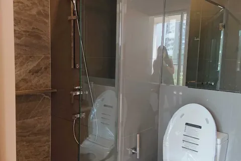 Studio dans le Condo à Watthana, Bangkok, Thaïlande  № 170996 - photo 5