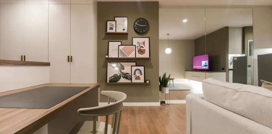 Studio dans le Condo à Yan Nawa, Bangkok, Thaïlande № 171002