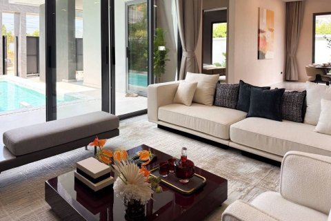 Вилла в Паттайе, Таиланд с 6 спальнями  № 171001 - фото 5