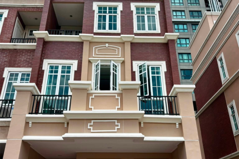 House in Bangkok, Thailand 3 bedrooms № 209898 - photo 4