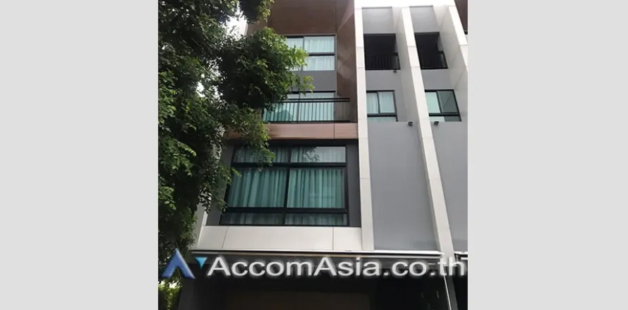 Reihenhaus in Suan Luang, Bangkok, Thailand 3 Schlafzimmer № 217504
