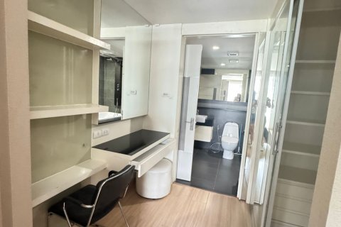 Студия в кондо в Паттайе, Таиланд № 137177 - фото 4