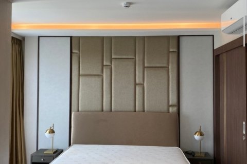 Condo on Surin Beach, Thailand, 1 bedroom № 179812 - photo 4