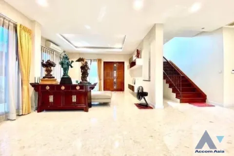 Haus in Nonthaburi, Thailand 4 Schlafzimmer № 219719 - Foto 7