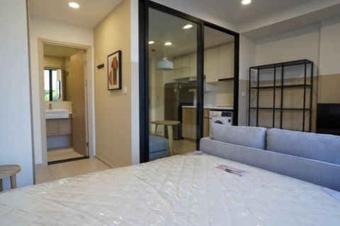 Studio in the Condo in Khlong Toei, Bangkok, Thailand № 157092 - photo 2