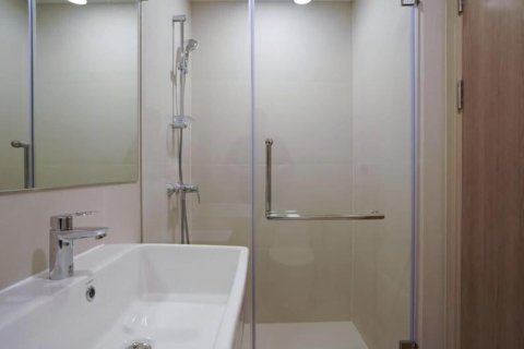 Studio in the Condo in Khlong Toei, Bangkok, Thailand № 157092 - photo 3