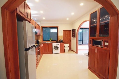 Villa in Hua Hin, Thailand 3 bedrooms № 157093 - photo 18