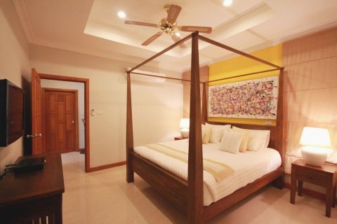 Villa in Hua Hin, Thailand 3 bedrooms № 157093 - photo 24