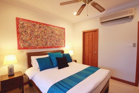 Villa in Hua Hin, Thailand 3 bedrooms № 157093 - photo 20