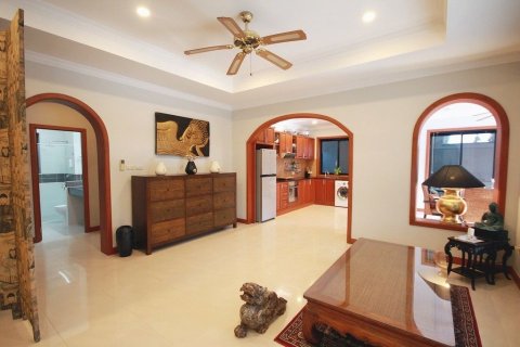 Villa in Hua Hin, Thailand 3 bedrooms № 157093 - photo 11