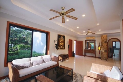 Villa in Hua Hin, Thailand 3 bedrooms № 157093 - photo 4