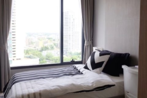 Condo à Watthana, Bangkok, Thaïlande, 2 chambres  № 161210 - photo 9