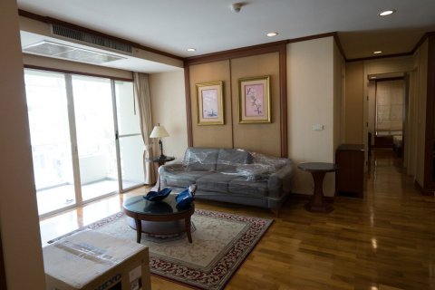 Condo in Watthana, Bangkok, Thailand, 2 bedrooms  № 161207