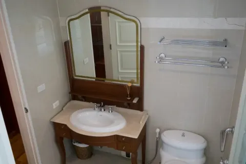 Condo in Watthana, Bangkok, Thailand, 2 bedrooms  № 161207 - photo 12