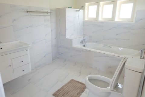 House in San Sai, Thailand 3 bedrooms № 161209 - photo 10