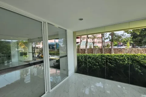 Офис в Паттайе, Таиланд  № 172143 - фото 9