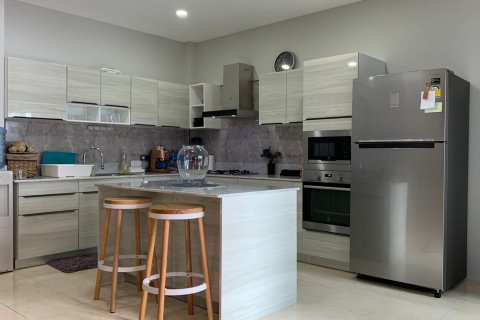 House in Pattaya, Thailand 3 bedrooms № 157464 - photo 19