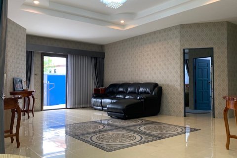 House in Pattaya, Thailand 3 bedrooms № 157464 - photo 13