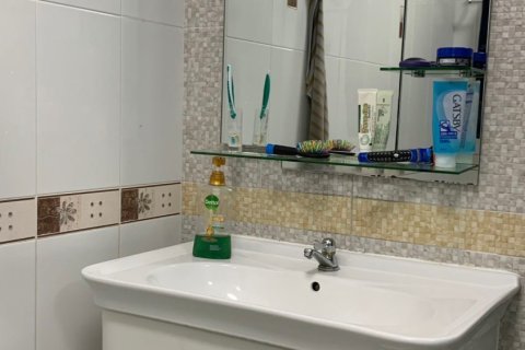 House in Pattaya, Thailand 3 bedrooms № 157464 - photo 7