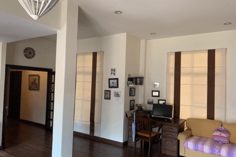 House in Pattaya, Thailand 4 bedrooms № 157469 - photo 8