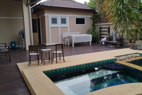 House in Pattaya, Thailand 4 bedrooms № 157469 - photo 6