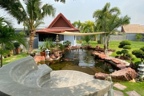 House in Pattaya, Thailand 2 bedrooms № 157468 - photo 11