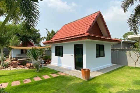 House in Pattaya, Thailand 2 bedrooms № 157468 - photo 18