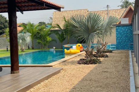 House in Pattaya, Thailand 2 bedrooms № 157468 - photo 17