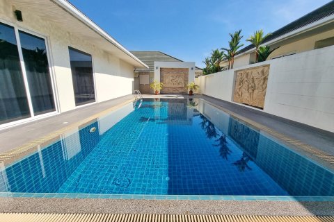 House in Pattaya, Thailand 2 bedrooms № 157463 - photo 17