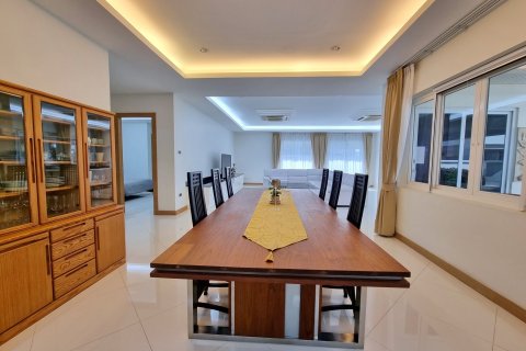 House in Pattaya, Thailand 2 bedrooms № 157463 - photo 5