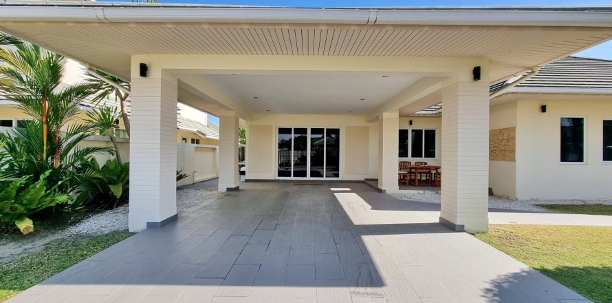 House in Pattaya, Thailand 2 bedrooms № 157463