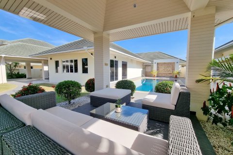 House in Pattaya, Thailand 2 bedrooms № 157463 - photo 18