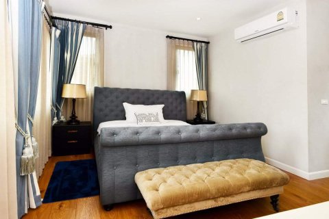 House in Pattaya, Thailand 3 bedrooms № 157467 - photo 13