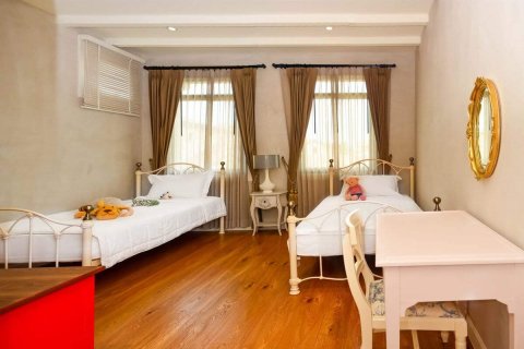 House in Pattaya, Thailand 3 bedrooms № 157467 - photo 10