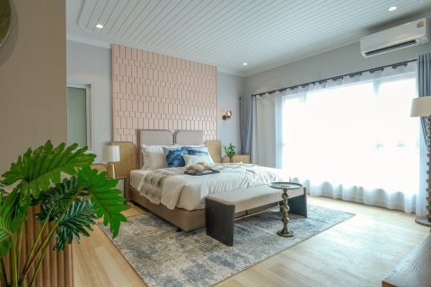 Condo sur Nai Yang, Thaïlande, 3 chambres № 163939 - photo 20