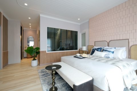 Condo sur Nai Yang, Thaïlande, 3 chambres № 163939 - photo 15