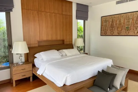 House in Bang Tao, Thailand 3 bedrooms № 163940 - photo 19