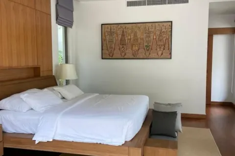 House in Bang Tao, Thailand 3 bedrooms № 163940 - photo 20