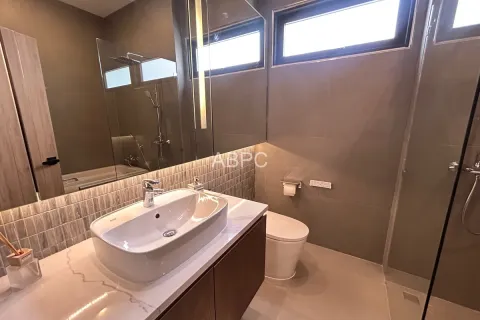 Casa de 3 dormitorios en Pattaya, Tailandia № 212023 - foto 2