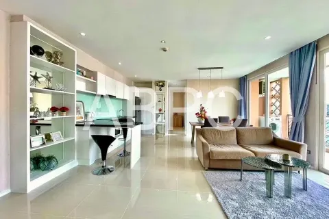 Condominio de 2 dormitorios en Jomtien Beach, Pattaya, Tailandia № 212025 - foto 5