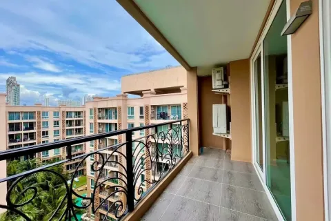 Condominio de 2 dormitorios en Jomtien Beach, Pattaya, Tailandia № 212025 - foto 20