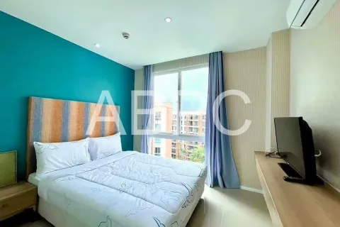 Condominio de 2 dormitorios en Jomtien Beach, Pattaya, Tailandia № 212025 - foto 4