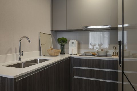 Кондоминиум с 3 спальнями в Банг Раке, Бангкок, Таиланд № 141437 - фото 3