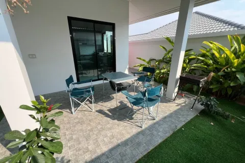 House in Pattaya, Thailand 3 bedrooms № 160245 - photo 24