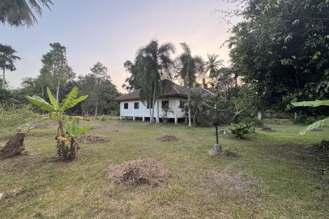 House in Ko Samui, Thailand 4 bedrooms № 160243 - photo 20